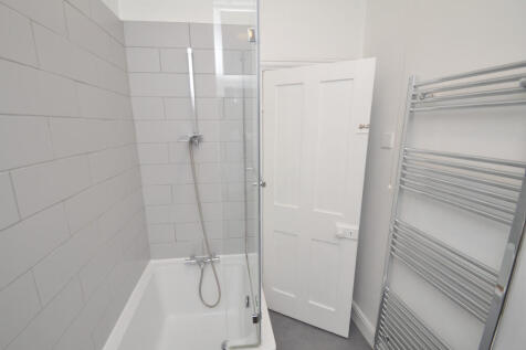 Kedleston Avenue, Manchester, M14 photo 5