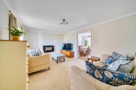Spinney Sitting Room.jpg