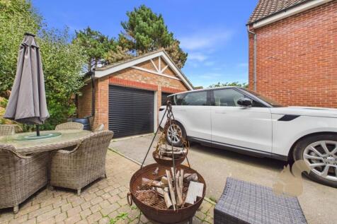 Double Garage