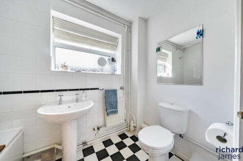 46d5e99ceda44031800deada2b12788e