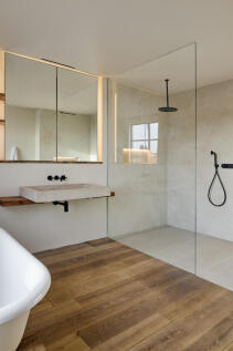 246352 - DGLA0123.jpg