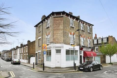 Aldensley Road - Exterior