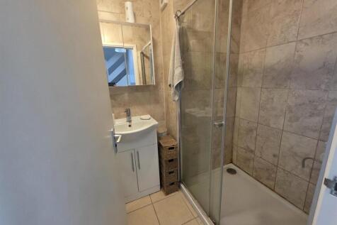 Badburgham Court, Waltham Abbey photo 4