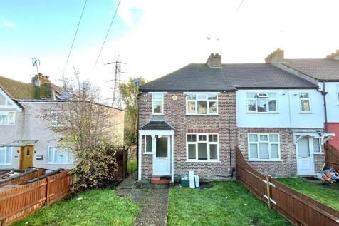 Chessington, KT9 - property photo