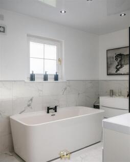 136 WILLIAM FITZGERALD WAY DUNDEE 151225 EDIT (35 