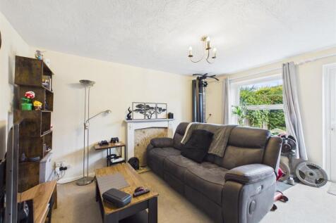 Attlee Close, Lutterworth photo 3