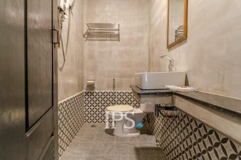 6 Unit Apartment Building For Sale - Svay Dangkum, Siem Reap