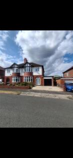 Front 18 Middlehurst.jpg