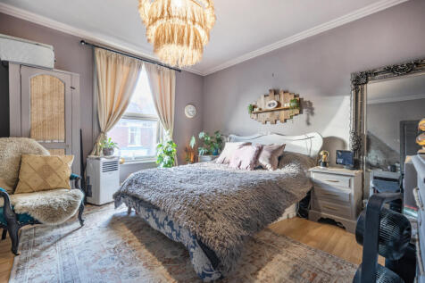 1370293-19-68ffa1...