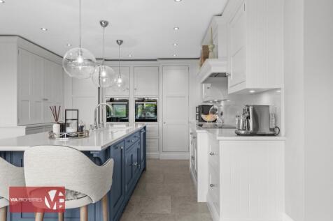 22 Baas Lane Broxbourne via properties estate letting commercial