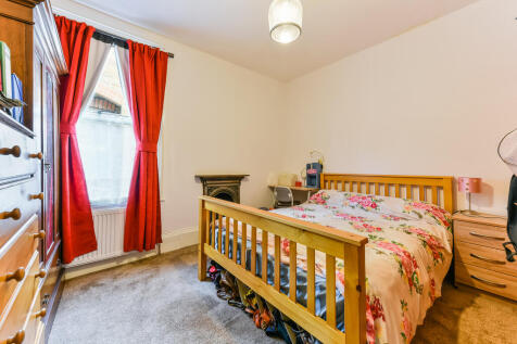 Wilton Road, SW19 photo 3