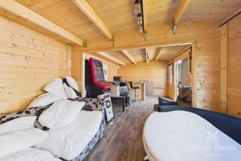 Log Cabin