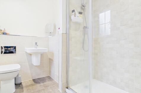 Ensuite To Principal Bedroom