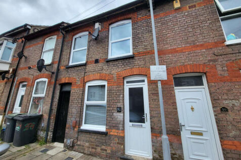 3 Bedroom Terraced for Rent