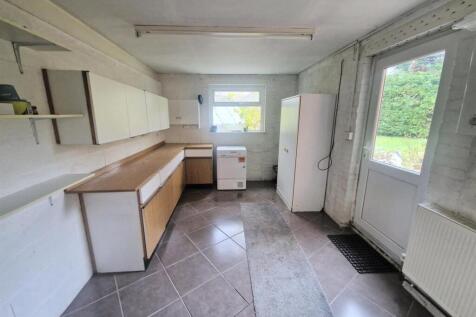 Beeches Close, Rubery, Birmingham, B45 photo 5