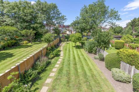 501151 (9) Garden.jpg