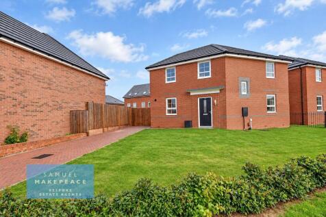 Three Bedroom Detached Property with Gorgeous Ca