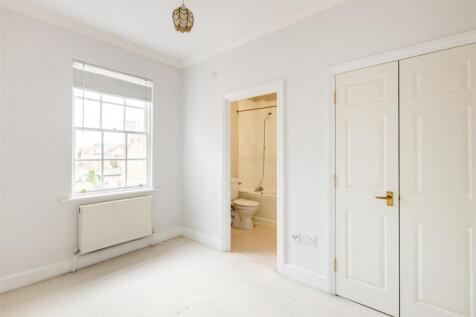 18 Blenheim Mews-8.jpg