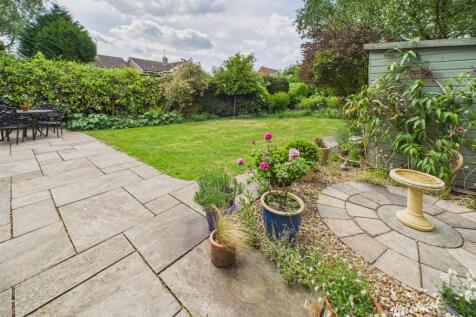 CAM02773G0-PR0304-STILL002