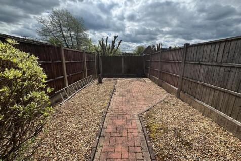 GARDEN1.jpg