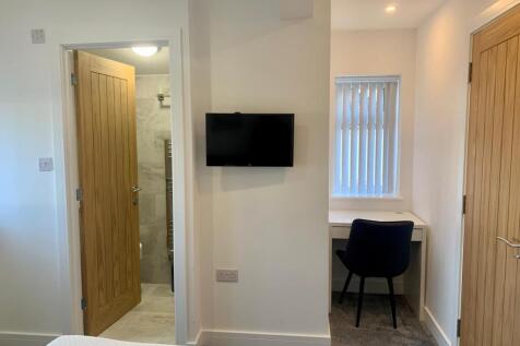 Room 2,  Windermere Road, Patchway photo 4