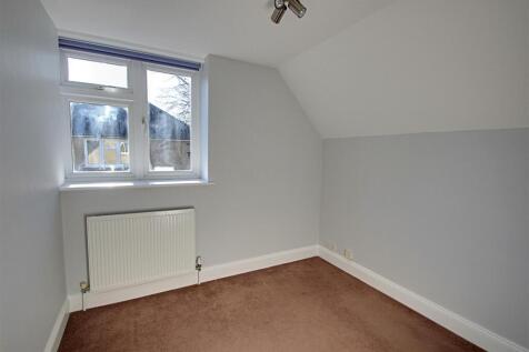 Annexe Second Bedroom.jpg