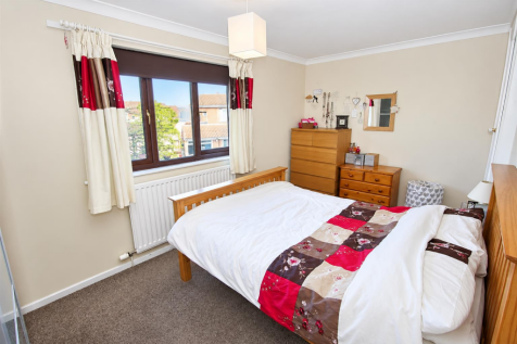 Caledonian Way, Darlington photo 5