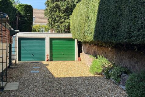 Comes with the right hand garage.