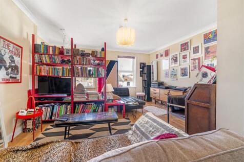 Maple Court-5.jpg