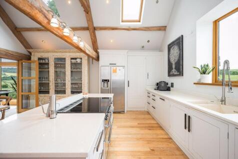 Kitchen / Breakfast Room