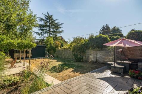 Davidson Frost-Wellings, HA7, Snaresbrook Drive, G
