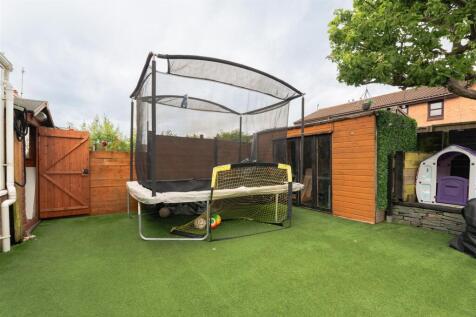 9 Leeds Avenue (10 of 21).jpg