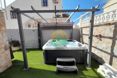 3 Bedroom Detached For Sale-NED622-2