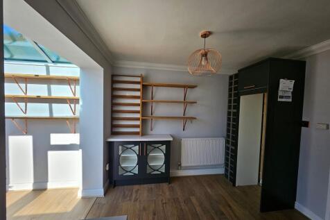 Chatsworth Mews, Bramhall, SK7 photo 5