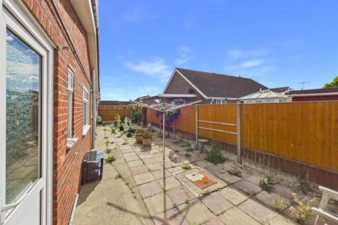 Garden &amp; Driveway