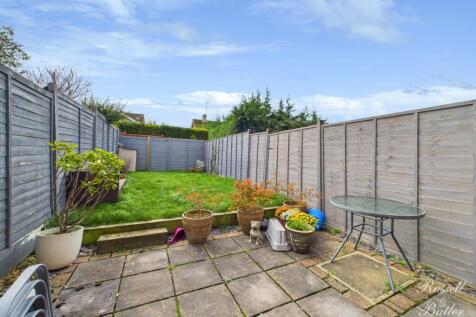 CAM01995G0-PR0380-STILL001