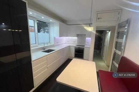 Kitchen &amp; Dining