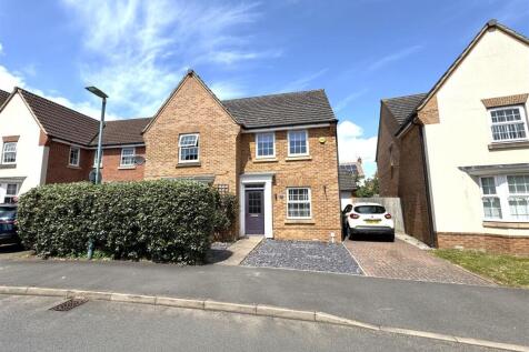 Newent, GL18 - property photo