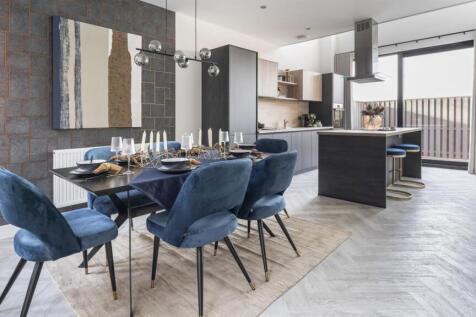 Kitchen/Dining Area