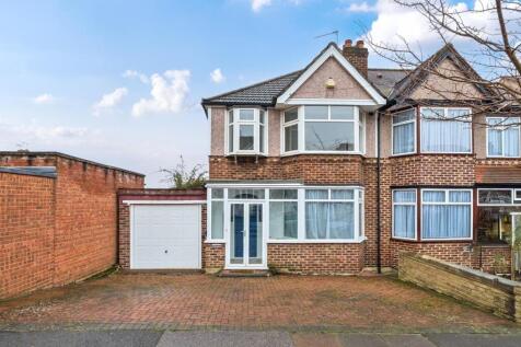 Davidson Frost-Wellings, DFW, Charmian Avenue, Sta