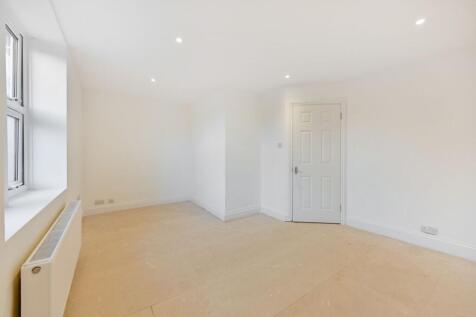 New Malden, KT3 - property photo