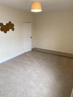 Walnut Tree Close, Guildford photo 4