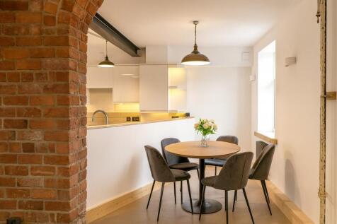 Open Plan Kitchen Living Area