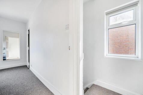 1359548-2-68da6ad...