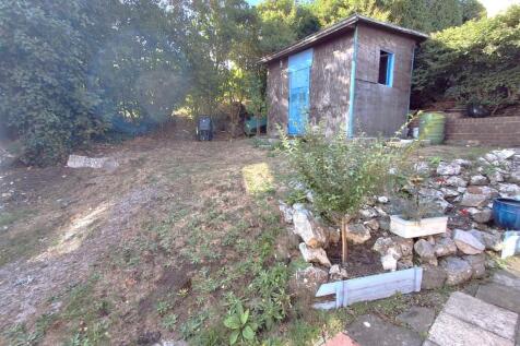 Littledean, Poole, BH14 photo 5