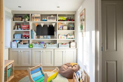Entrance Hall/Playroom