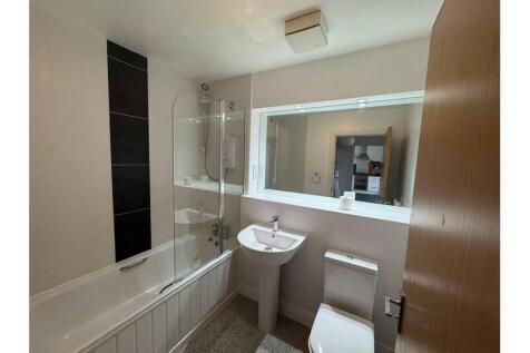 Vyvyan House, Kerrier Way, Camborne photo 3