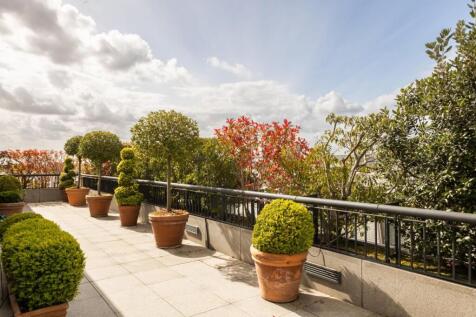 IMG_2111-HDR_CarltonGdns_elinainfocus.jpg