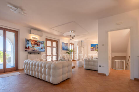 Interno