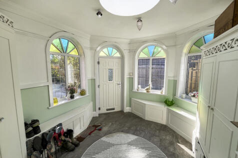 Entrance Porch